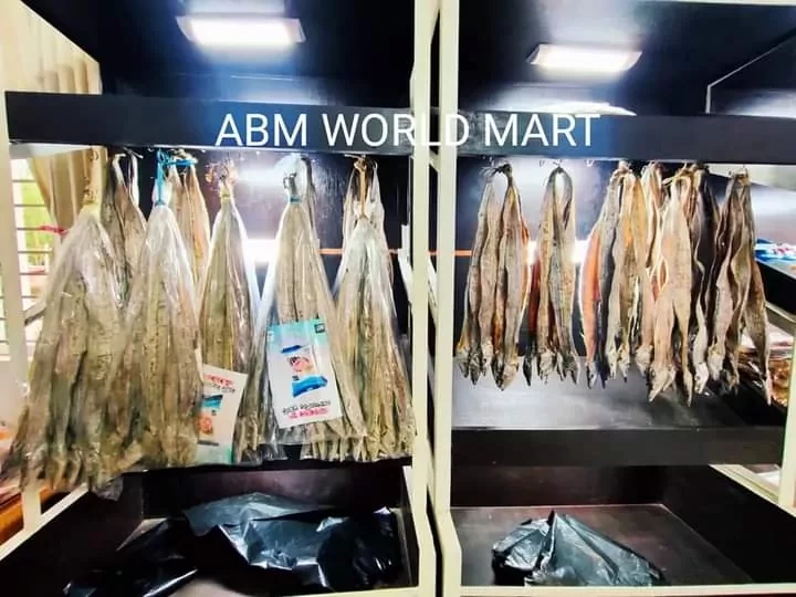 ছইক্কা ফালা ছুরি